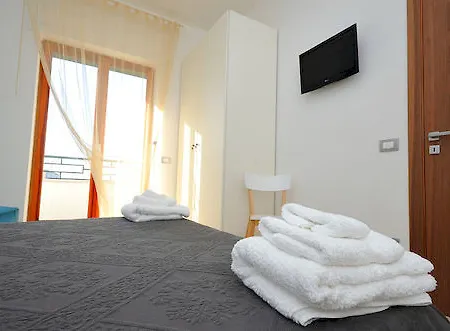 Frühstückspension La Darsena 3*