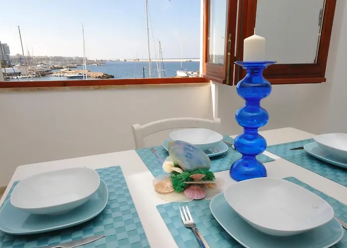 Alojamento de Acomodação e Pequeno-almoço La Darsena 3*